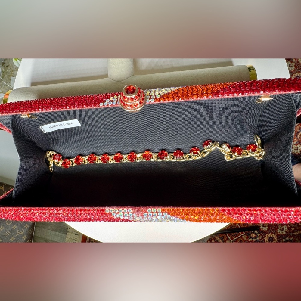 Crystals of Reds Silver & Gold Clutch . Stunning - Picture 6 of 6
